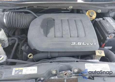 2016 Chrysler Town & Country Touring z USA, uszkodzony, nr VIN 2C4RC1BG3GR268961